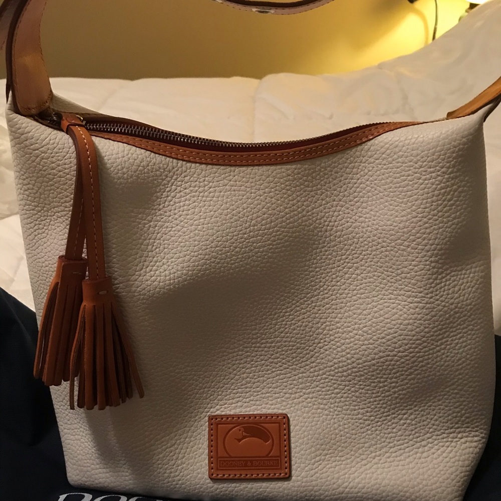 Dooney & Bourke